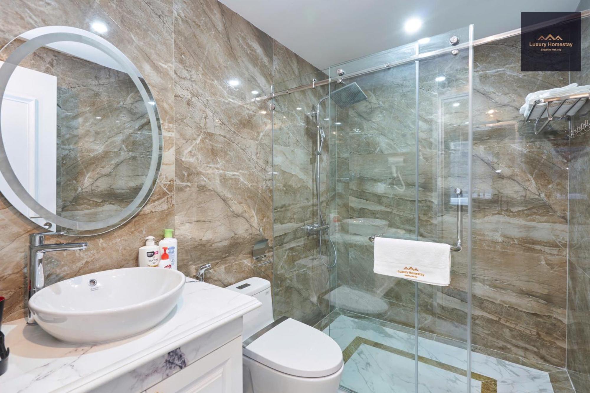 Luxury Homestay Vinhomes Dragonbay Hạ Long Extérieur photo